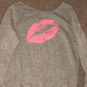 Light weight sweatshirt